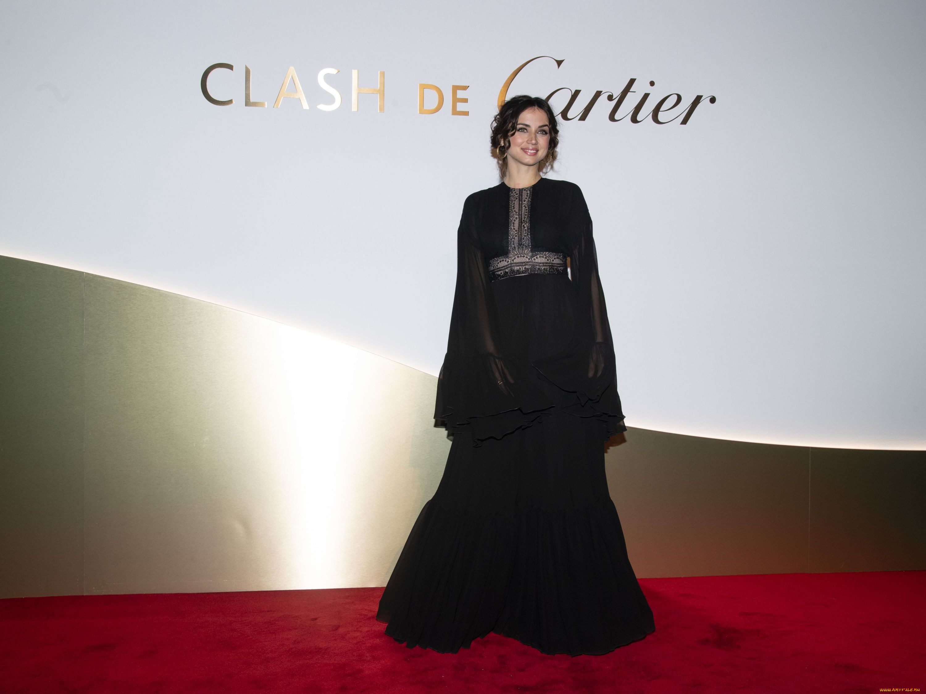 ana de armas - clash de cartier launch photocall,  paris , 2019, , ana de armas, , , , , , clash, de, cartier, , 